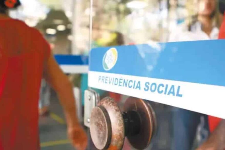Reforço no atendimento no INSS por aposentados é garantida pela AGU