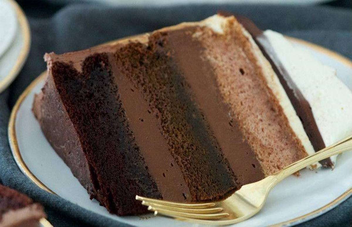 Aprenda aqui a fazer o Melhor bolo de Chocolate: 4 receitas diferentes