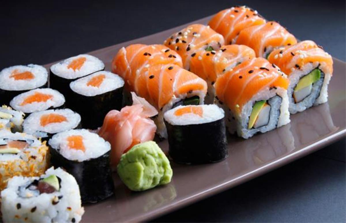 Descubra como fazer um sushi delicioso em 15 minutos