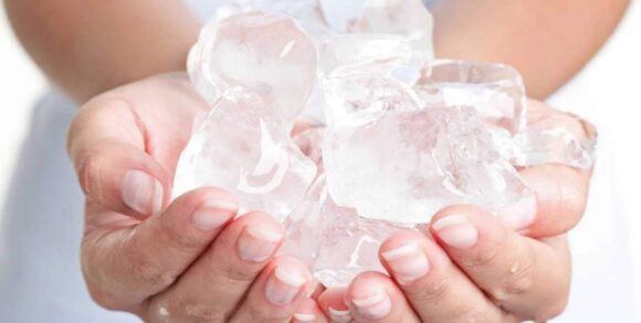 O TRUQUE do cubo de gelo para resolver muitos problemas em casa