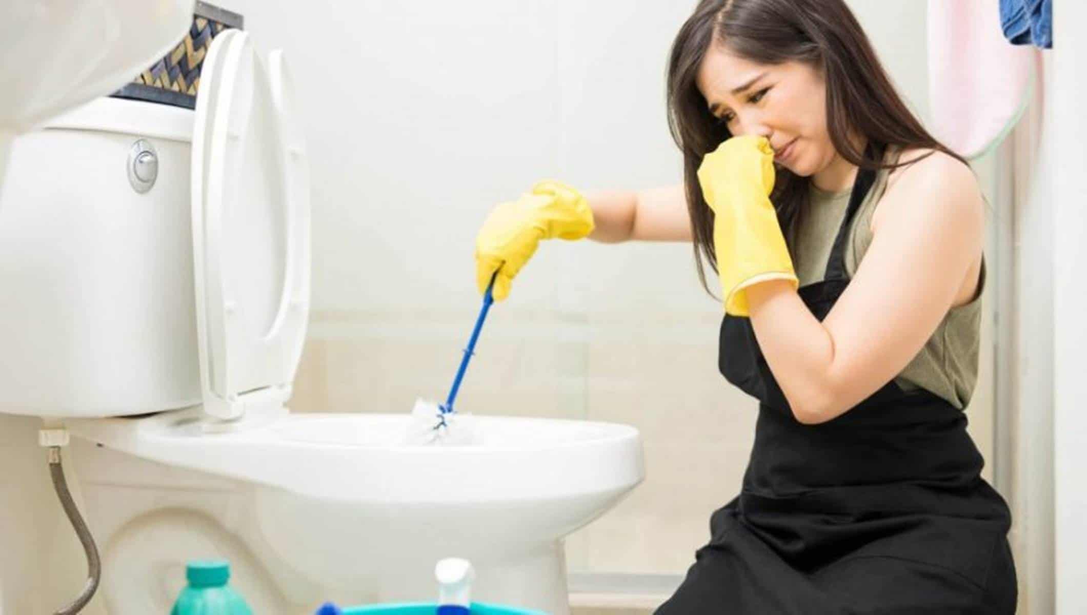 3 poderosos misturas naturais para limpar o banheiro e eliminar cheiro de xixi
