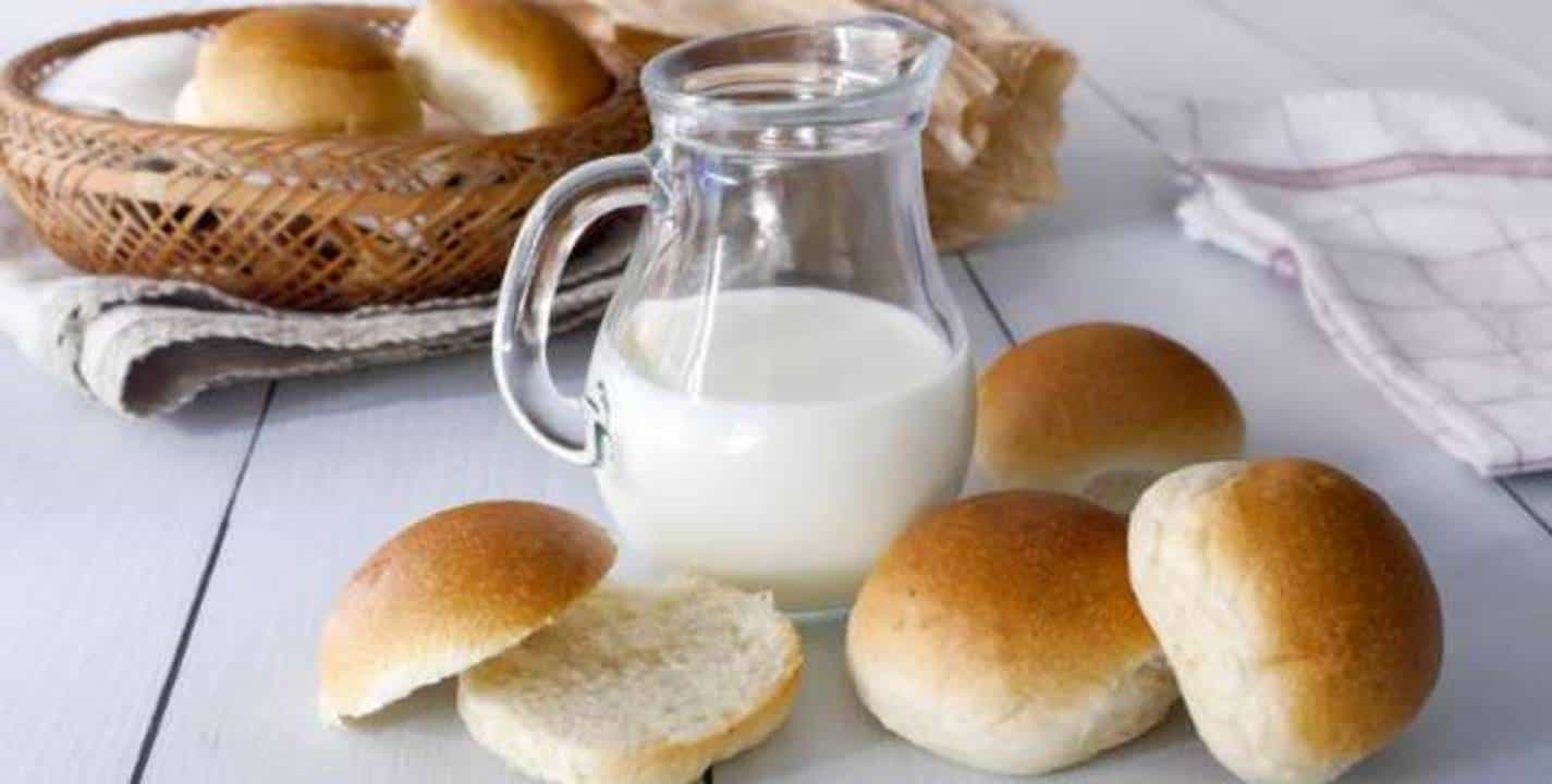Pãezinhos de leite com apenas 3 ingredientes