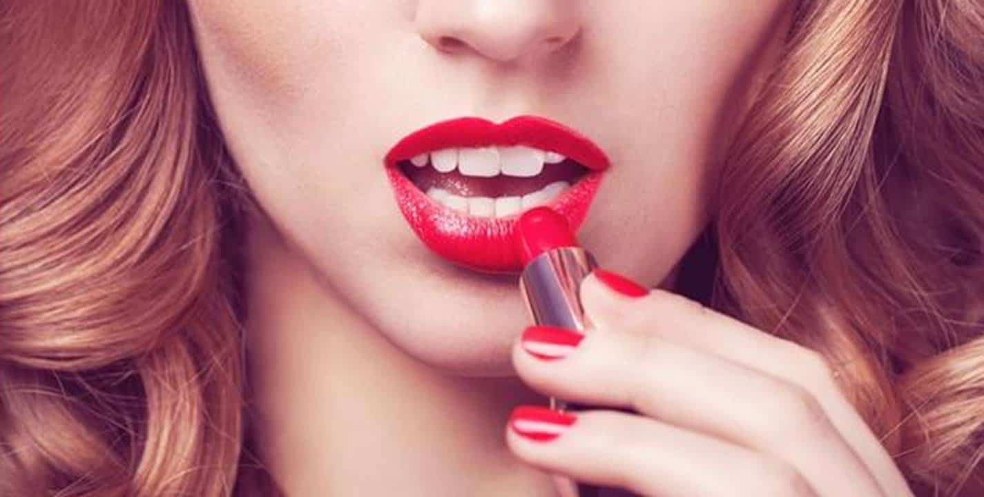 O que significa pintar seus lábios de vermelho?