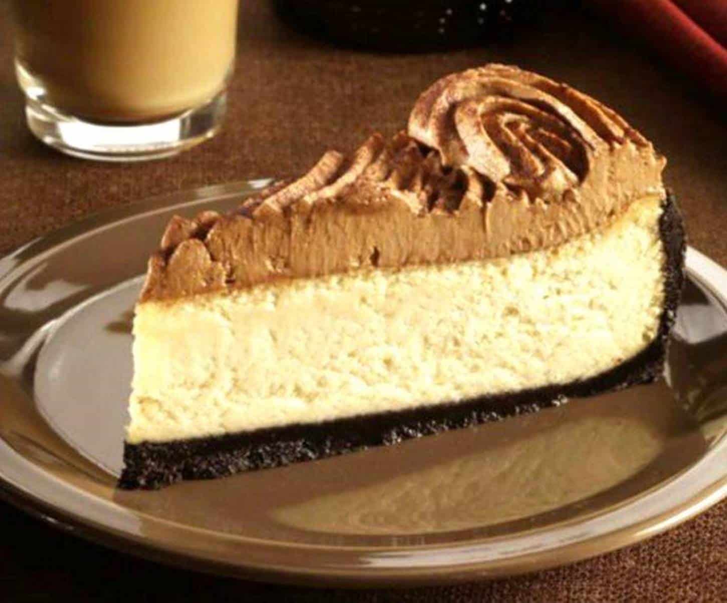 Prepare um saboroso cheesecake com creme de avelã receita fácil