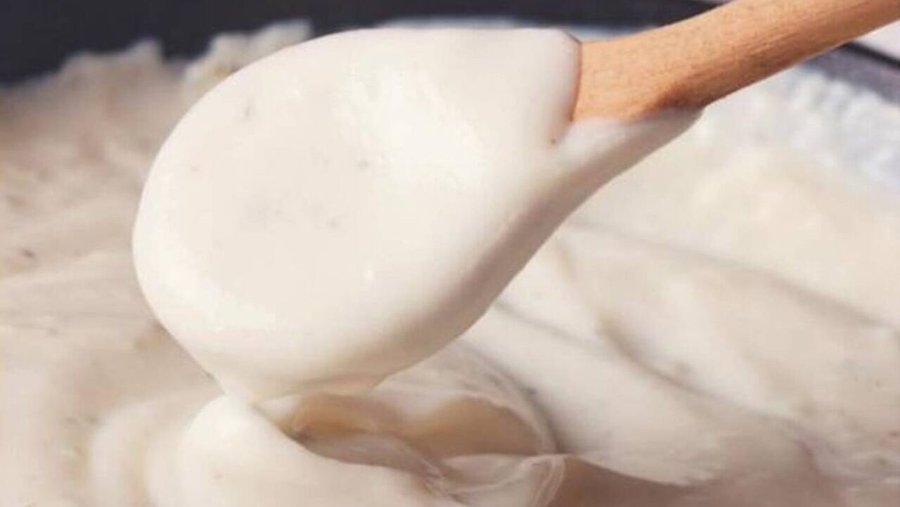 Receita FÁCIL: como fazer molho branco caseiro para macarrão