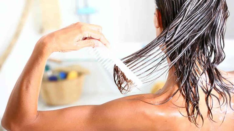 pentear cabelo
