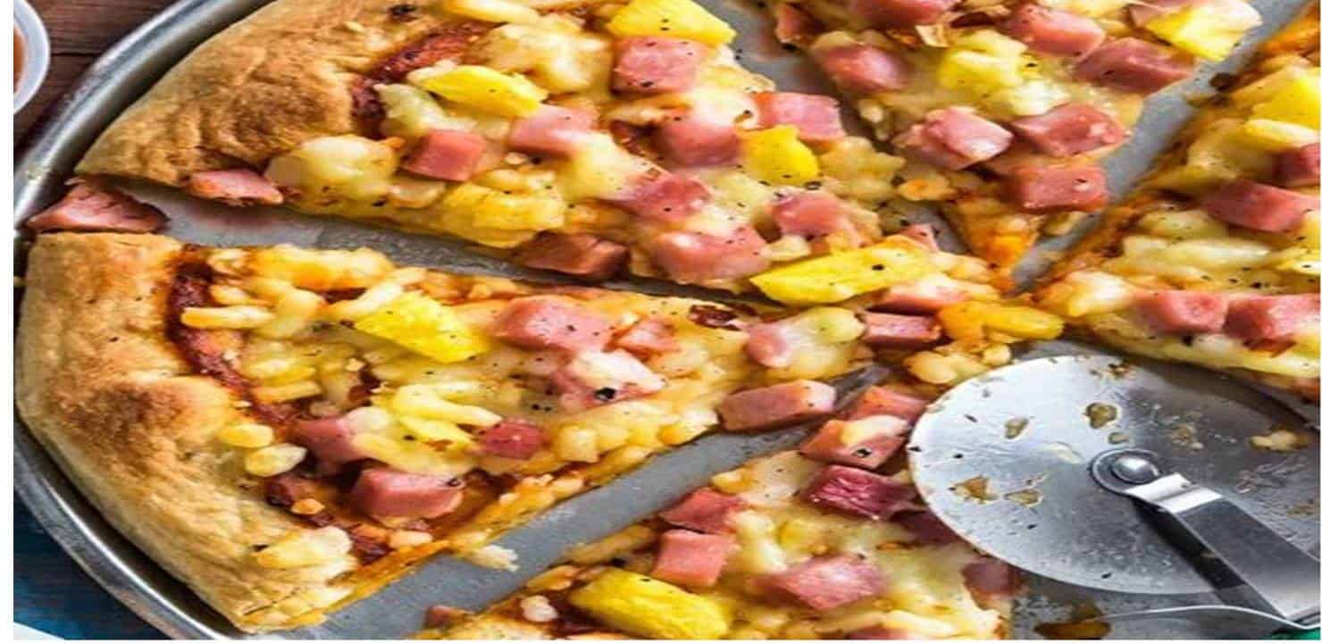 Pizza Havaiana Caseira Cortada