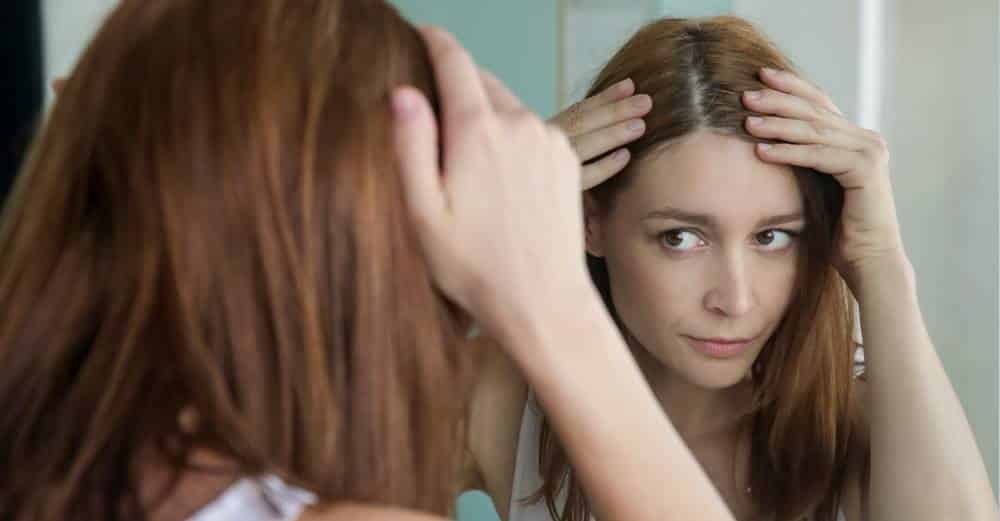 Espinhas no couro cabeludo: conheça dois remédios caseiros eficazes