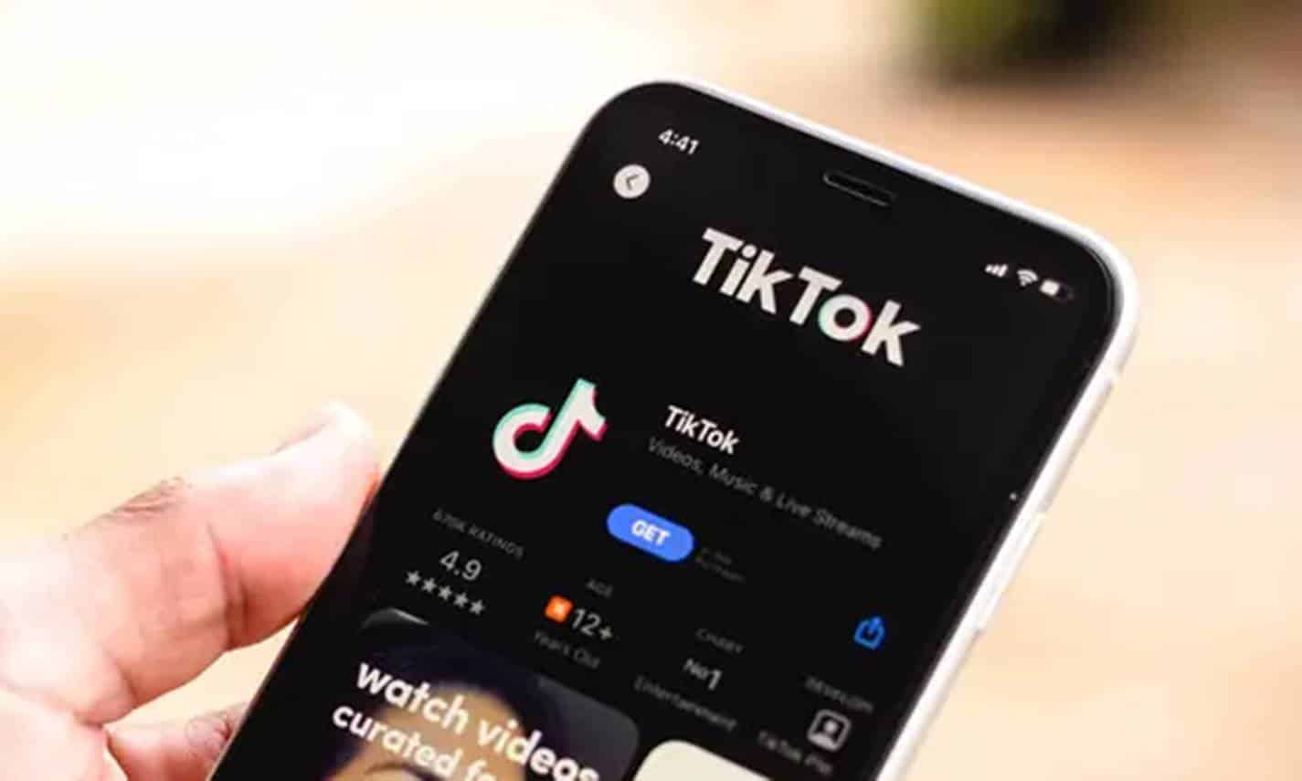 TikTok: como ativar o modo para assistir vídeos sem textos e botões de interação?