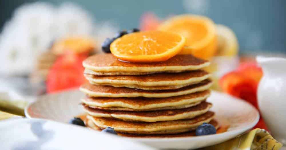 Prepare deliciosas panquecas de laranja sem farinha