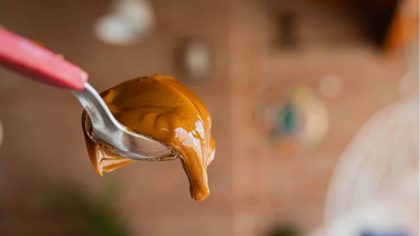 Conheça a receita infalível para preparar doce de leite sem açúcar