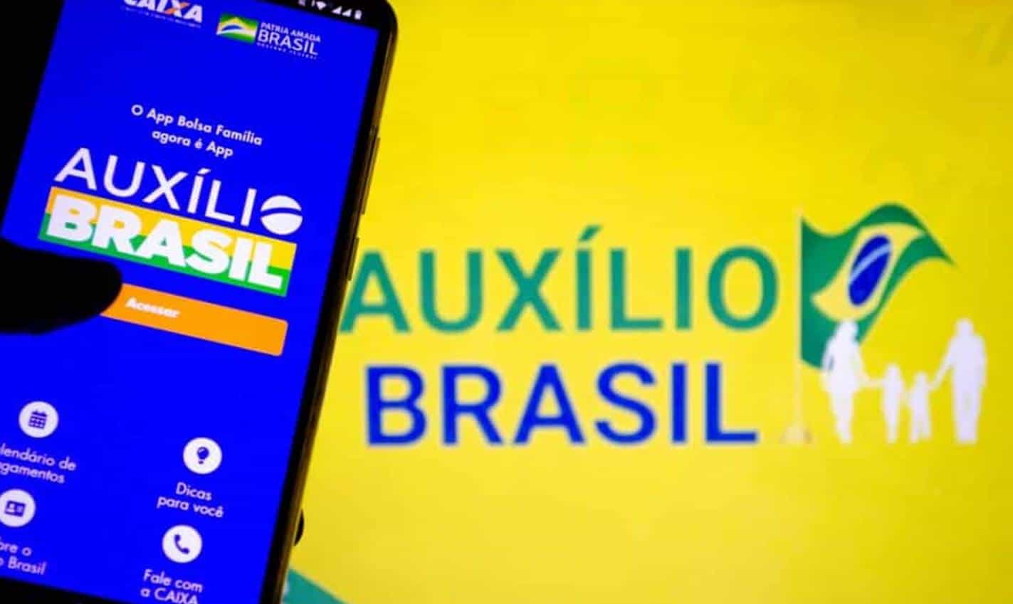 Atualização do Cadastro Único será necessária para receber Auxílio Brasil?