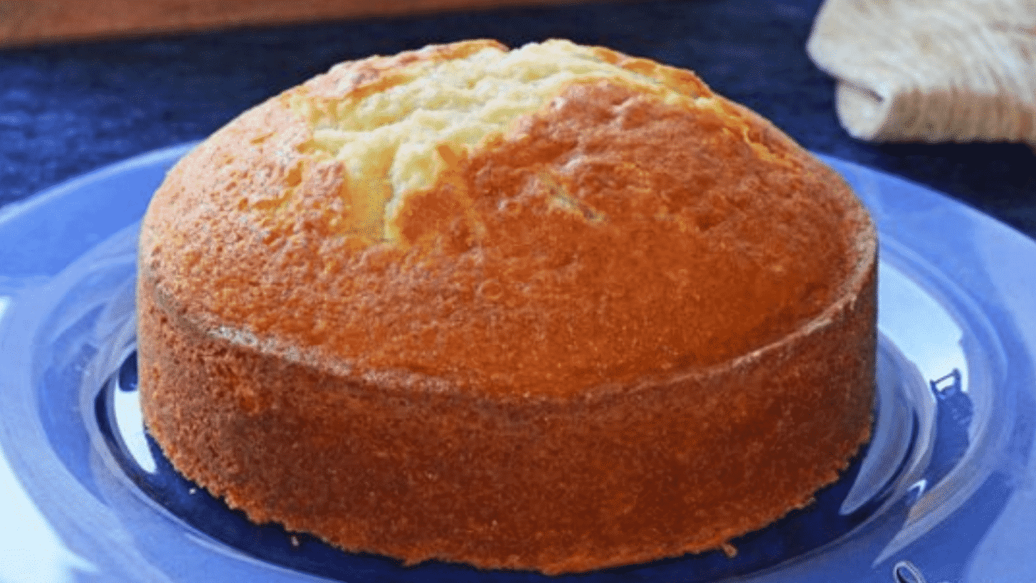 Sem açúcar: delicioso bolo de iogurte em poucos passos