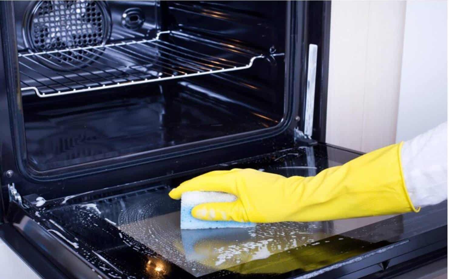 Aprenda a fazer sabão caseiro para limpar gorduras da cozinha