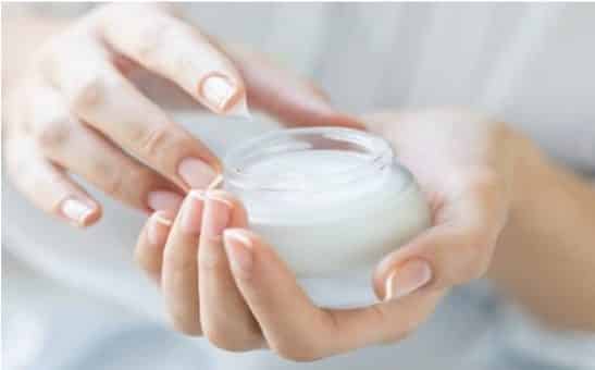 Creme de olhos caseiro com colágeno e ácido hialurônico natural 