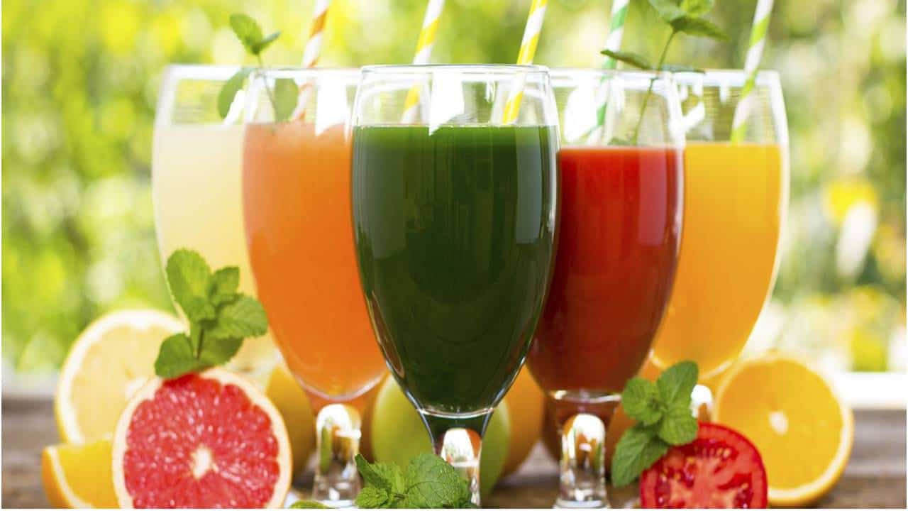 3 bebidas saudáveis para fortalecer o corpo e começar o dia bem