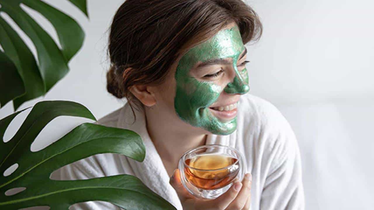 Máscaras de chá verde para uma pele saudável e livre de problemas