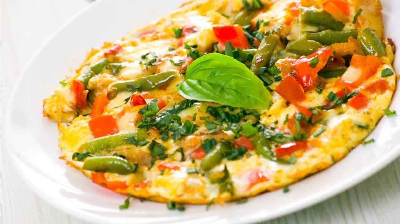 Receita ideal para a Quaresma: omelete de legumes em poucos passos