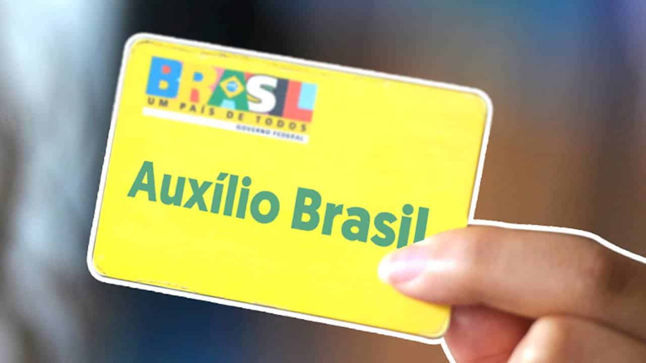 Novo Auxílio Brasil de R$ 600 pode virar realidade para milhões de beneficiários