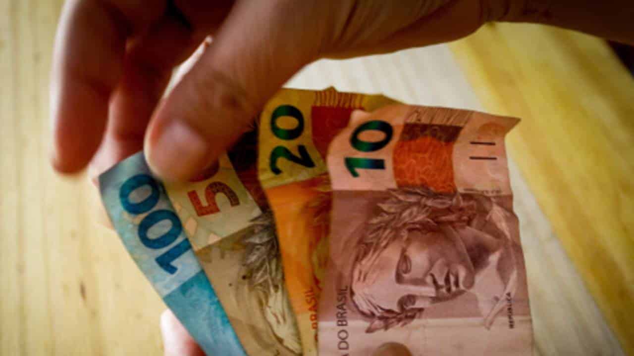 INSS revisa benefícios e libera mais de R$ 6 mil para 11 mil segurados