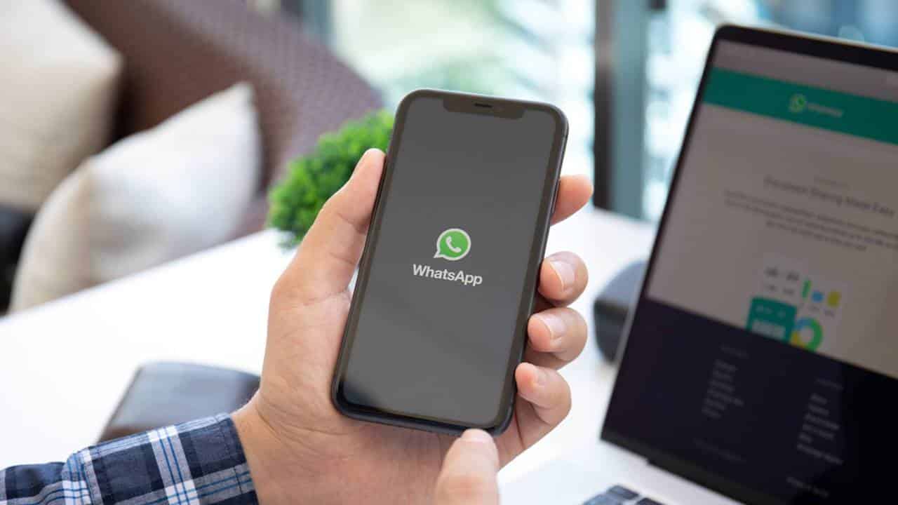 31 celulares vão parar de receber atualização do WhatsApp no dia 30 de setembro