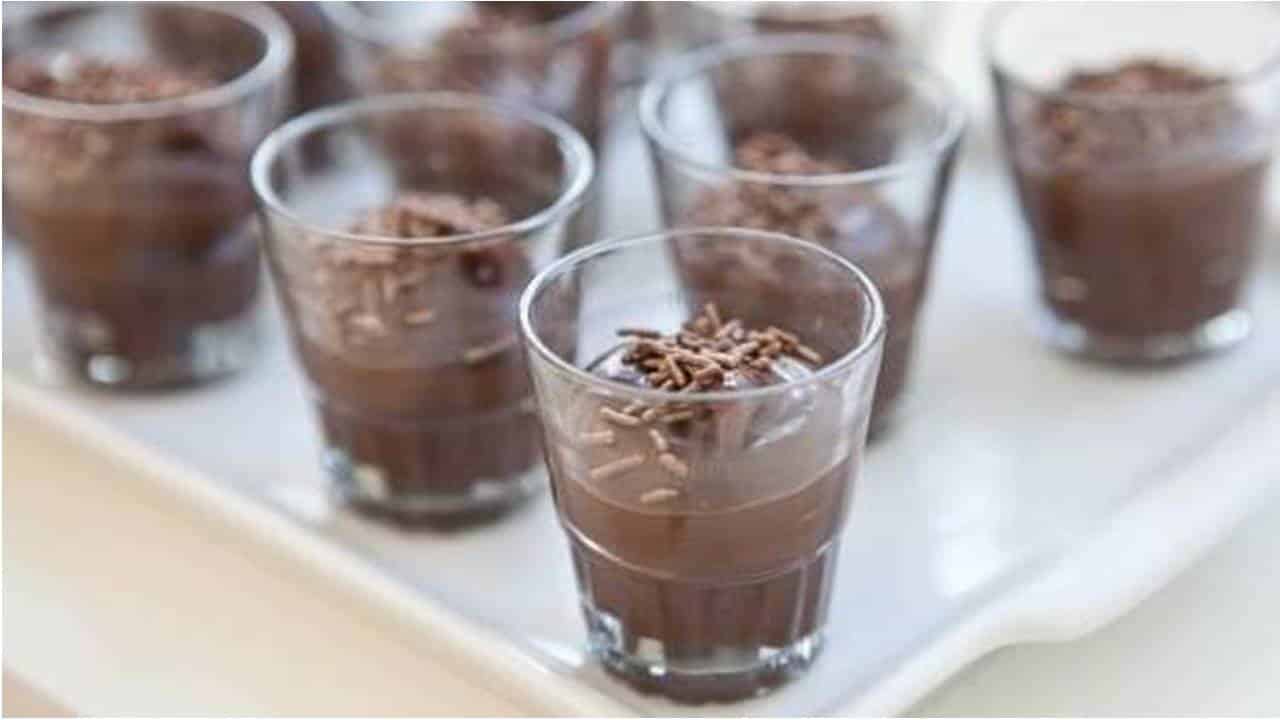 Receita fácil de brigadeiro de cappuccino no copinho