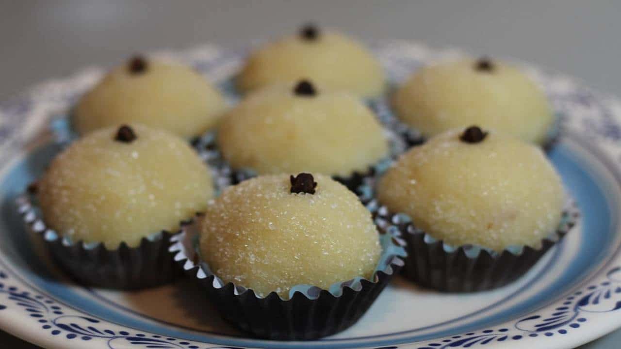 Beijinhos de coco