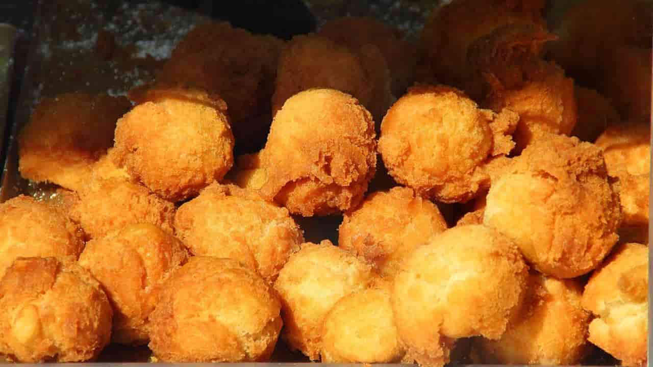 Croquete de berinjela com queijo