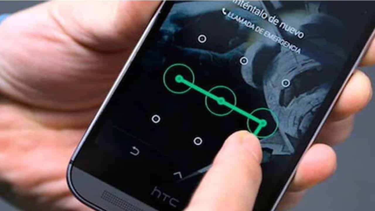 Como tornar o padrão do seu smartphone invisível?