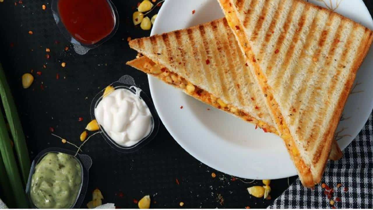 Prepare um pão de aveia e cebola em menos de 10 minutos