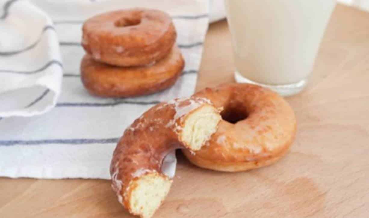 Receita fácil e deliciosa de donuts caseiros para você experimentar