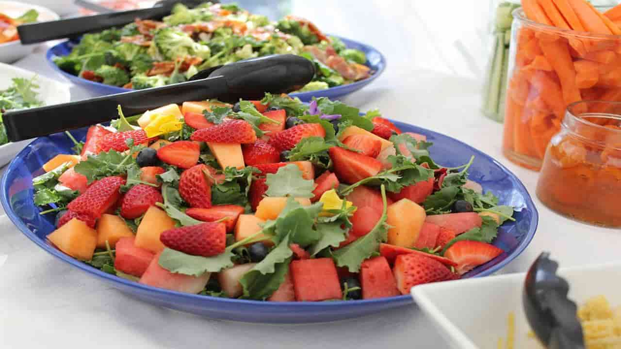 Salada de frutas ácidas