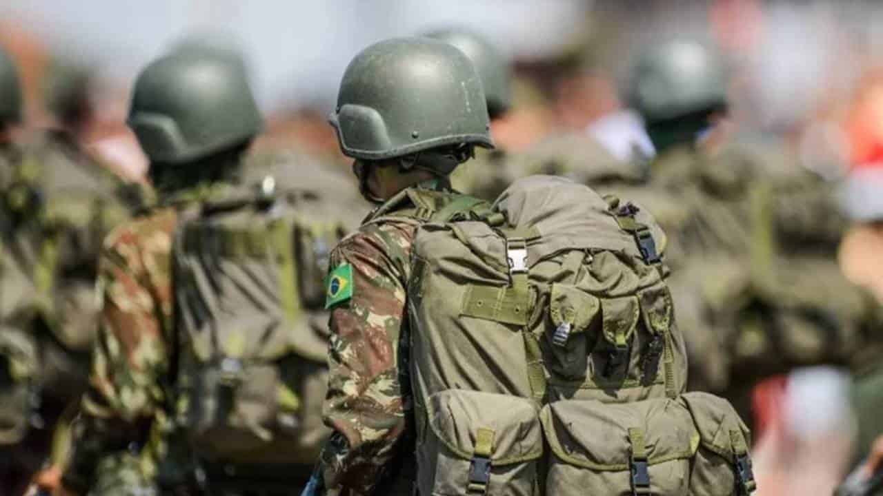 Carreira Militar: 3 concursos do Exército com inscrições abertas