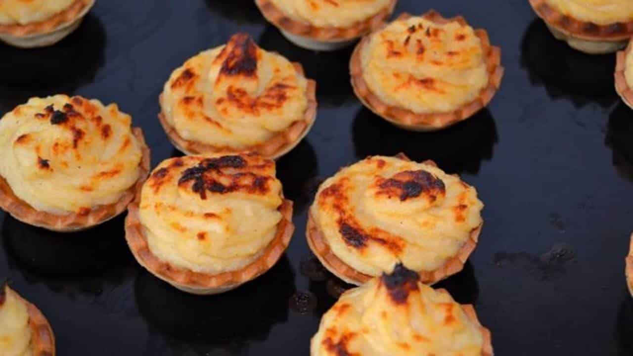 Tortinhas de queijo, abacate e limão: uma receita deliciosa e fácil