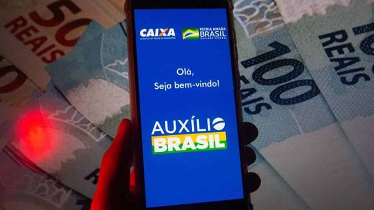 Auxílio Brasil de R$ 600