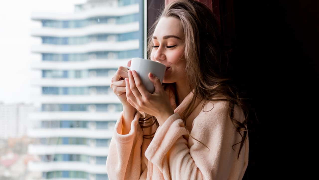 Os chás que ajudam a relaxar os músculos e reduzir a insônia