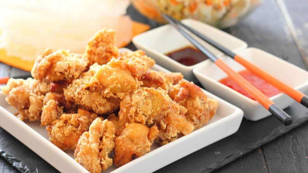 Receita fácil com passo a passo de frango frito estilo japonês