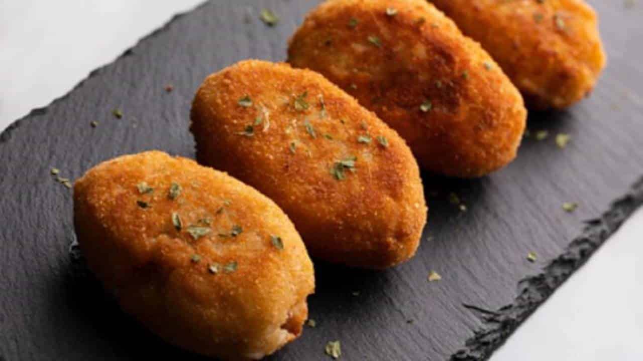 Dica simples para evitar que os croquetes abram ao fritar