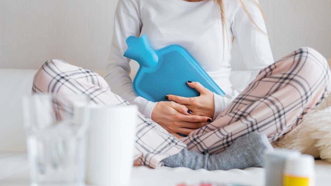 5 remédios caseiros para acalmar cólicas menstruais de forma eficaz