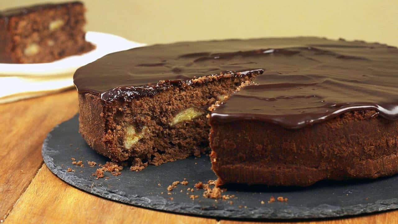 Bolo de ganache de chocolate e banana: receita irresistível e fácil
