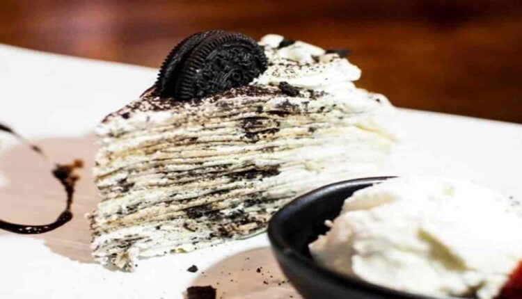 Oreo ice cream cake: easy and delicious with 4 ingredients