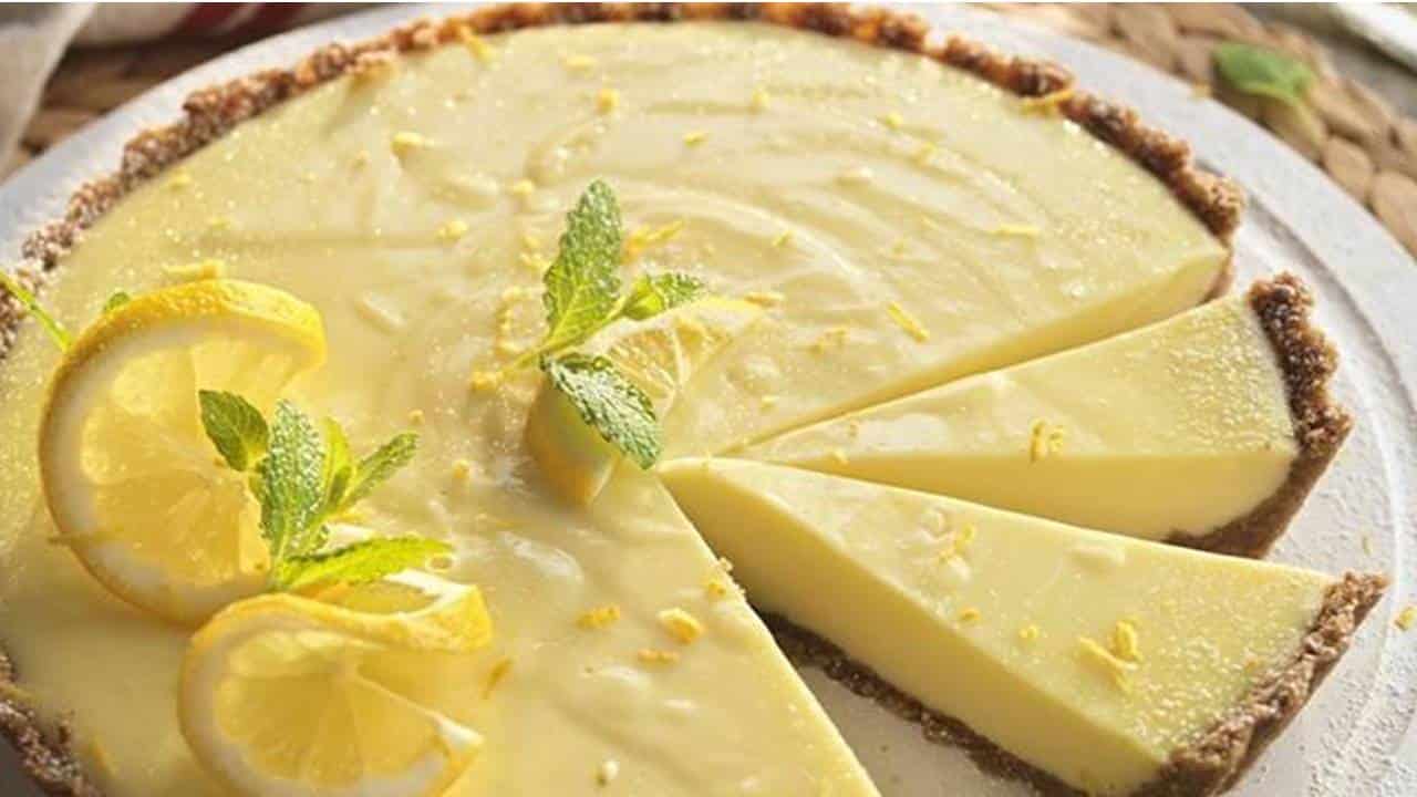 Receita de torta de limão sem forno, é tão fácil prepará-la em casa