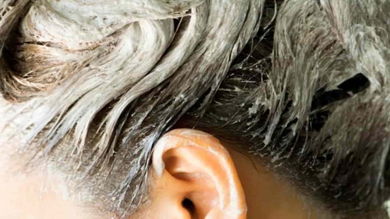 O peróxido de hidrogênio é ruim para o cabelo?