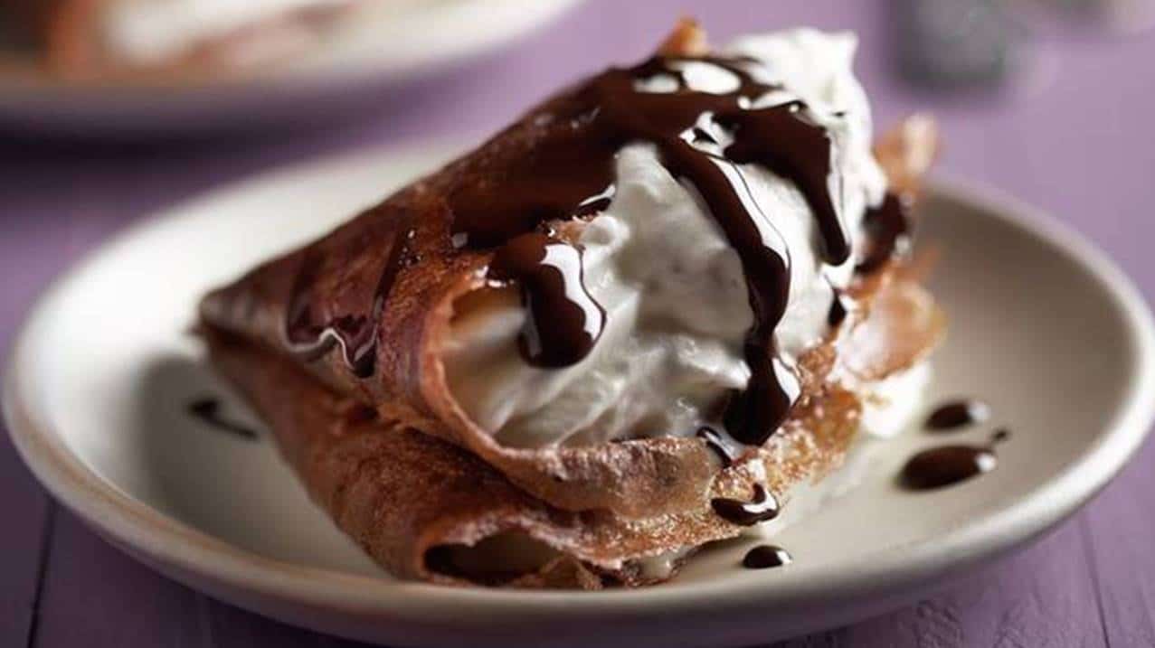 Como fazer crepes com creme de chocolate