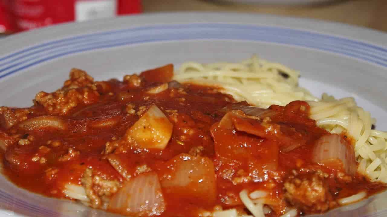 Frango à bolonhesa, receita simples para um jantar perfeito