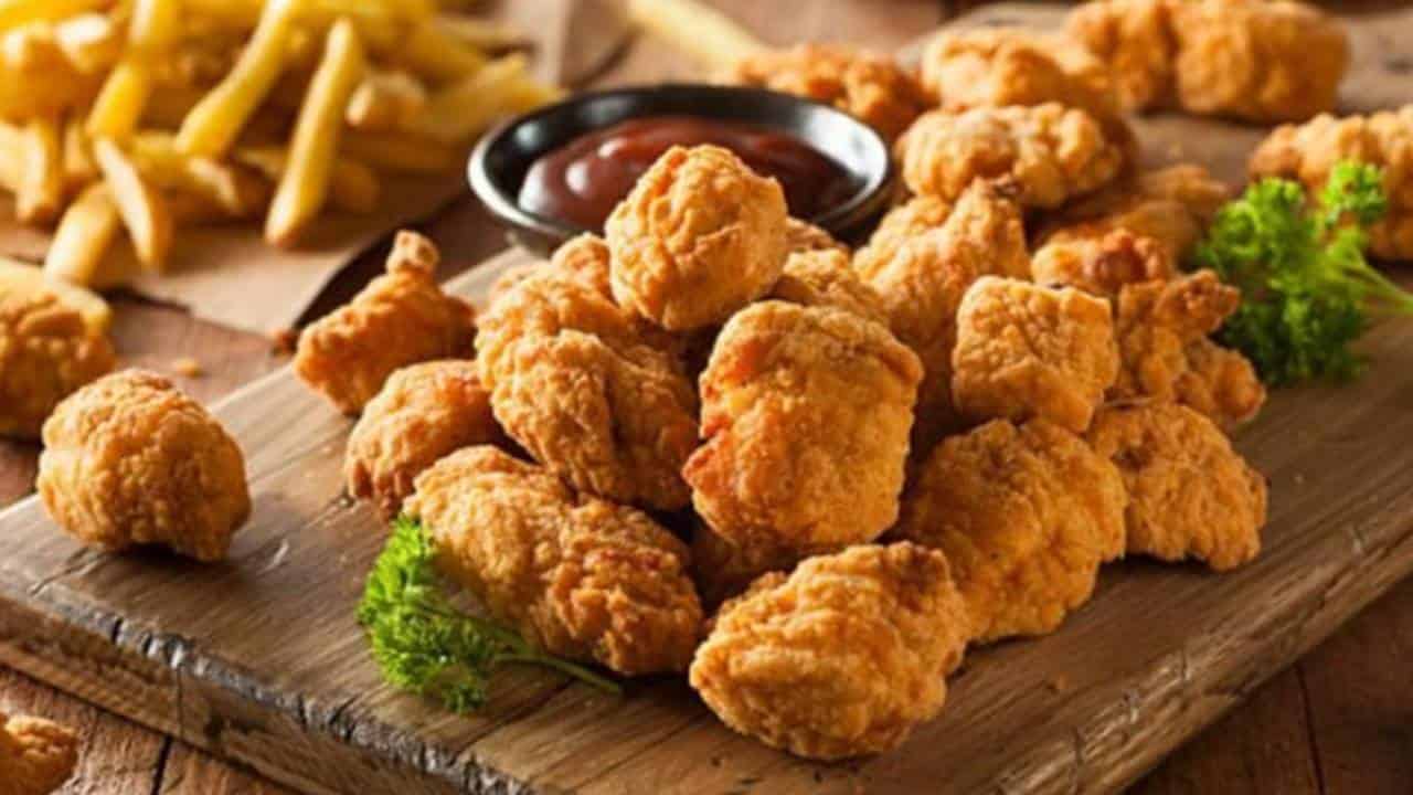 Pipocas de frango estilo KFC