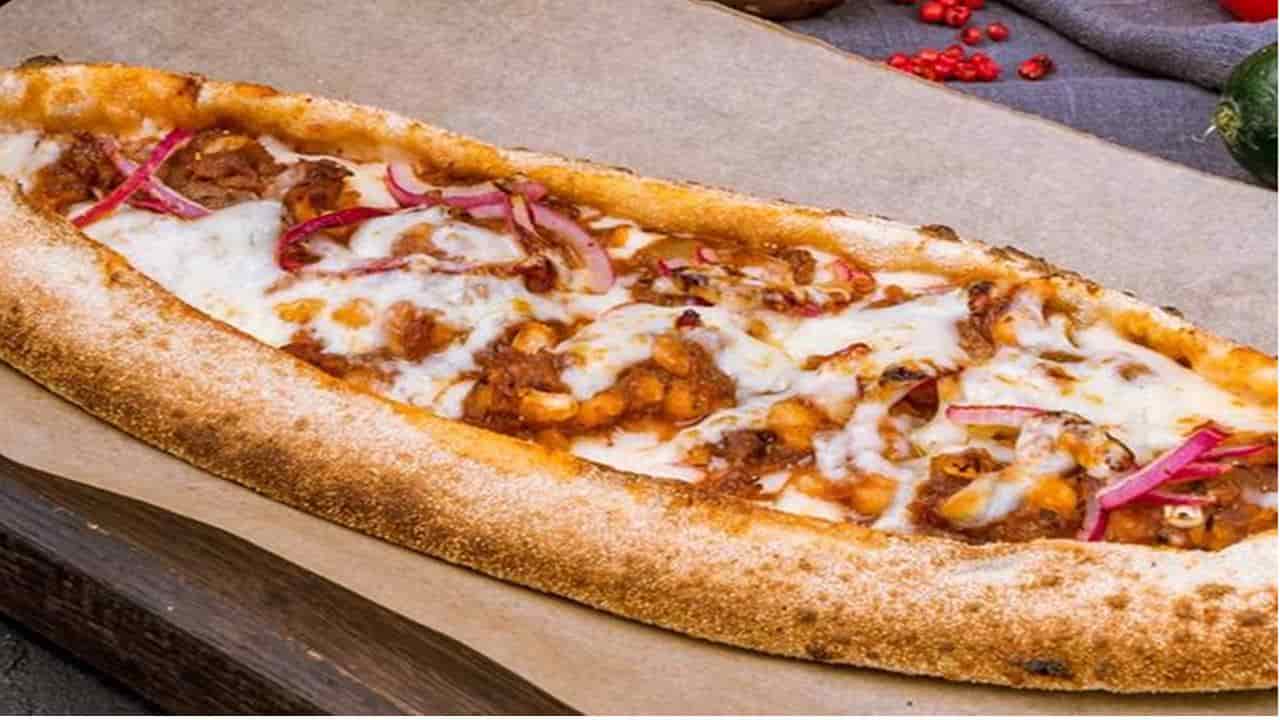 Como fazer a famosa pizza turca recheada