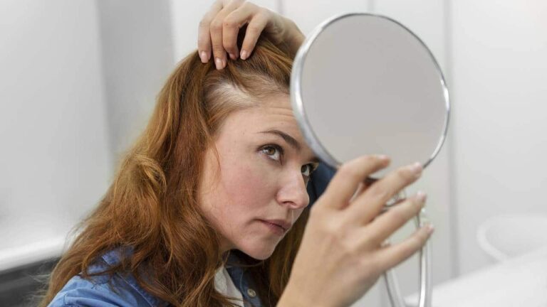 Recupere o crescimento do cabelo nessas lacunas do couro cabeludo e evite a queda excessiva de cabelo