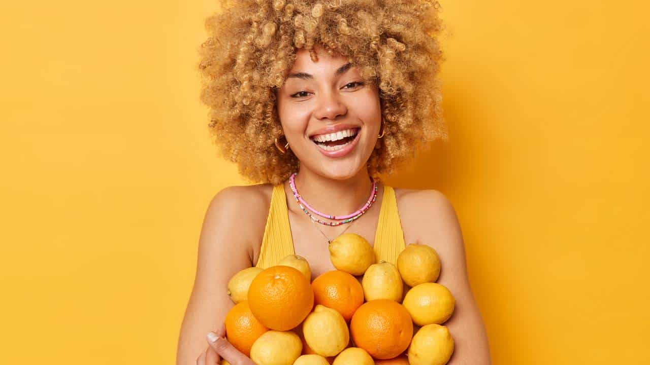 Conheça 8 razões fantásticas para incluir o limão na sua rotina de beleza e você não sabia