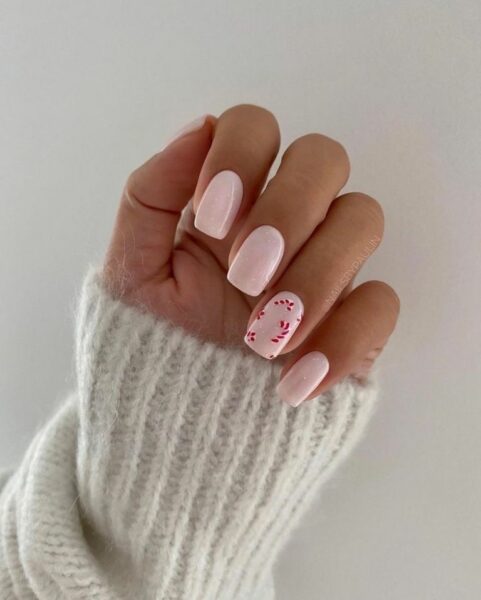 Unhas cor de rosa para o Natal: 5 designs incríveis que você precisa conhecer